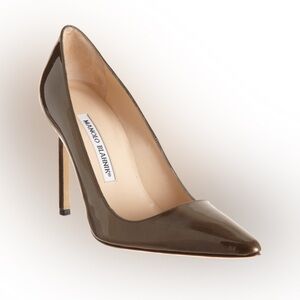 Manolo’s Patent pumps